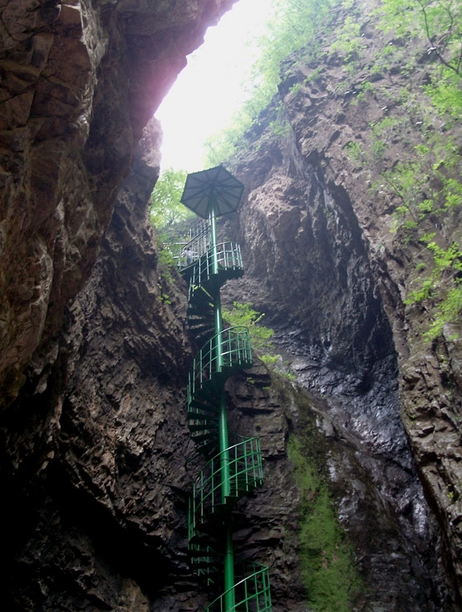 2009416215550695.jpg 2009416215550695.jpg