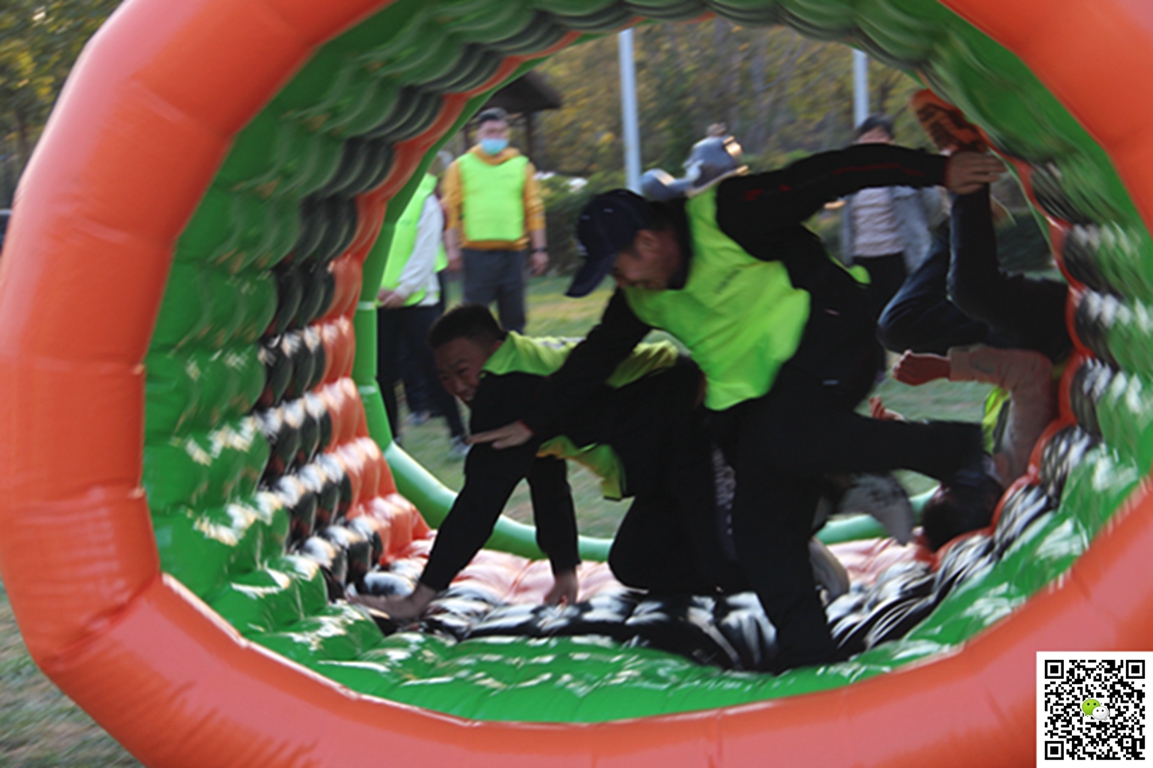 十渡團(tuán)建活動(dòng)